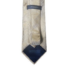 Load image into Gallery viewer, Burberry Plaid Necktie