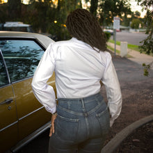 Load image into Gallery viewer, Diane von Furstenberg 70s Vintage Blouse Lilac size M