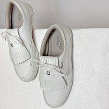 Load image into Gallery viewer, Vintage_Sneakers_FootJoy _Golfing_Sneakers_LG Vintage