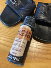 Load image into Gallery viewer, Vintage Black Gucci Open Toe Mules sizes 39