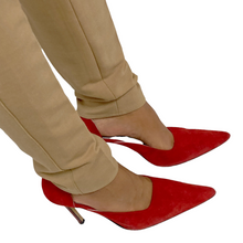 Load image into Gallery viewer, Ron Donovan Red Suede Pump Size 38