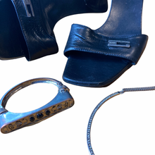 Load image into Gallery viewer, Vintage Black Gucci Open Toe Mules sizes 39