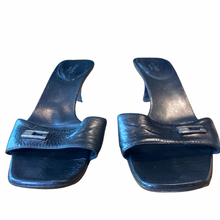 Load image into Gallery viewer, Vintage Black Gucci Open Toe Mules sizes 39