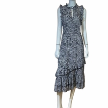 Load image into Gallery viewer, Black and White Flutter Midi Dress Size M
