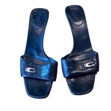 Load image into Gallery viewer, Vintage Black Gucci Open Toe Mules sizes 39