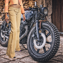 Load image into Gallery viewer, Uffizi Laced Suede Bootleg Pants Size 6