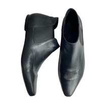 Load image into Gallery viewer, Vince Chelsea Black Leather Booties Size