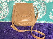Load image into Gallery viewer, Charles Jourdan Paris Vintage Leather Crossbody Bag