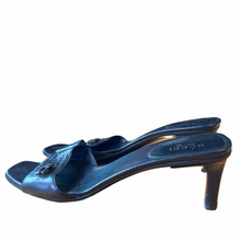 Load image into Gallery viewer, Vintage Black Gucci Open Toe Mules sizes 39