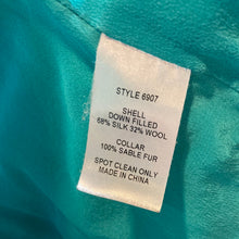 Load image into Gallery viewer, Vintage Oscar de la Renta Vest