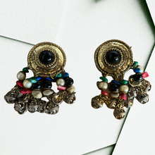 Load image into Gallery viewer, Vintage Dome Plate, Cabachon Stone Fringe Chandelier Clip-on Earrings