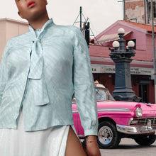 Load image into Gallery viewer, 1970s Vintage Silk Jaquard Blouse Size M