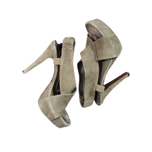 Load image into Gallery viewer, DVF Zia Suede Sandals Olive Green Heels sz. 6 1/2
