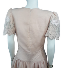 Load image into Gallery viewer, En Soir Linen Embroidered Dress Size L