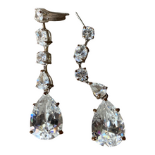 Load image into Gallery viewer, Vintage Crystal Single Drop Earrings