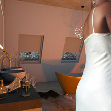 Load image into Gallery viewer, Vintage Dress Slip Size M