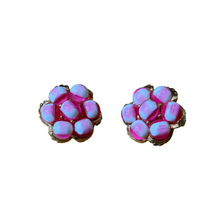 Load image into Gallery viewer, 60s Clip - On Vintage Earrings