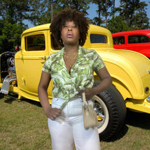 Load image into Gallery viewer, Chaser Beachy Linen Rolled S/S Palm Print Top Size M