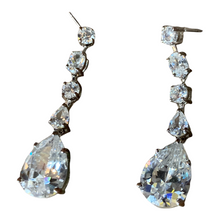 Load image into Gallery viewer, Vintage Crystal Single Drop Earrings