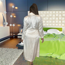 Load image into Gallery viewer, Chambers Silk Robe Size L