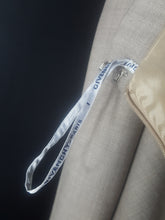 Load image into Gallery viewer, Online Vintage Shop, Vintage Clothing Boutique, Vintage, Women's Clothing, Seconhand, Distressed Vintage Designs, Sustainable Fashion