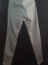 Load image into Gallery viewer, Online Vintage Shop, Vintage Clothing Boutique, Vintage, Women's Clothing, Seconhand, Distressed Vintage Designs, Sustainable Fashion