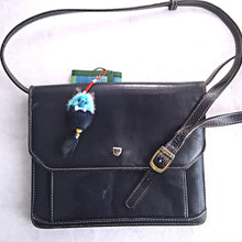 Load image into Gallery viewer, Online Vintage Shop, Vintage Clothing Boutique, Vintage, Women's Clothing, Seconhand, Distressed Vintage Designs, Sustainable Fashion