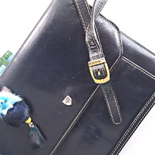 Load image into Gallery viewer, Online Vintage Shop, Vintage Clothing Boutique, Vintage, Women's Clothing, Seconhand, Distressed Vintage Designs, Sustainable Fashion