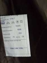 Load image into Gallery viewer, Online Vintage Shop, Vintage Clothing Boutique, Vintage, Women's Clothing, Seconhand, Distressed Vintage Designs, Sustainable Fashion