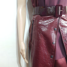 Load image into Gallery viewer, Online Vintage Shop, Vintage Clothing Boutique, Vintage, Women's Clothing, Seconhand, Distressed Vintage Designs, Sustainable Fashion