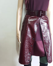 Load image into Gallery viewer, Online Vintage Shop, Vintage Clothing Boutique, Vintage, Women's Clothing, Seconhand, Distressed Vintage Designs, Sustainable Fashion