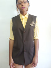 Load image into Gallery viewer, Online Vintage Shop, Vintage Clothing Boutique, Vintage, Women's Clothing, Seconhand, Distressed Vintage Designs, Sustainable Fashion