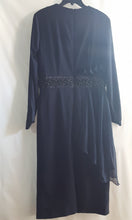 Load image into Gallery viewer, Online Vintage Shop, Vintage Clothing Boutique, Vintage, Women's Clothing, Seconhand, Distressed Vintage Designs, Sustainable Fashion