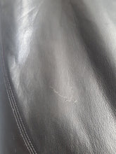 Load image into Gallery viewer, Online Vintage Shop, Vintage Clothing Boutique, Vintage, Women's Clothing, Seconhand, Distressed Vintage Designs, Sustainable Fashion