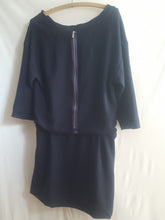 Load image into Gallery viewer, Online Vintage Shop, Vintage Clothing Boutique, Vintage, Women's Clothing, Seconhand, Distressed Vintage Designs, Sustainable Fashion