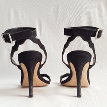 Load image into Gallery viewer, Online Vintage Shop, Vintage Clothing Boutique, Vintage, Women's Clothing, Seconhand, Distressed Vintage Designs, Sustainable Fashion