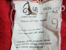 Load image into Gallery viewer, Online Vintage Shop, Vintage Clothing Boutique, Vintage, Women's Clothing, Seconhand, Distressed Vintage Designs, Sustainable Fashion