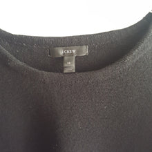 Load image into Gallery viewer, Online Vintage Shop, Vintage Clothing Boutique, Vintage, Women's Clothing, Seconhand, Distressed Vintage Designs, Sustainable Fashion