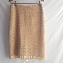 Load image into Gallery viewer, Online Vintage Shop, Vintage Clothing Boutique, Vintage, Women's Clothing, Seconhand, Distressed Vintage Designs, Sustainable Fashion