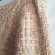 Load image into Gallery viewer, Online Vintage Shop, Vintage Clothing Boutique, Vintage, Women's Clothing, Seconhand, Distressed Vintage Designs, Sustainable Fashion