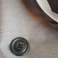 Load image into Gallery viewer, Online Vintage Shop, Vintage Clothing Boutique, Vintage, Women's Clothing, Seconhand, Distressed Vintage Designs, Sustainable Fashion