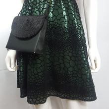 Load image into Gallery viewer, Online Vintage Shop, Vintage Clothing Boutique, Vintage, Women's Clothing, Seconhand, Distressed Vintage Designs, Sustainable Fashion