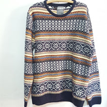 Load image into Gallery viewer, Online Vintage Shop, Vintage Clothing Boutique, Vintage, Women's Clothing, Seconhand, Distressed Vintage Designs, Sustainable Fashion