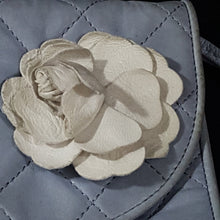 Load image into Gallery viewer, Online Vintage Shop, Vintage Clothing Boutique, Vintage, Women's Clothing, Seconhand, Distressed Vintage Designs, Sustainable Fashion