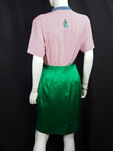 Load image into Gallery viewer, Online Vintage Shop, Vintage Clothing Boutique, Vintage, Women's Clothing, Seconhand, Distressed Vintage Designs, Sustainable Fashion