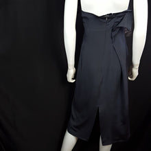 Load image into Gallery viewer, Online Vintage Shop, Vintage Clothing Boutique, Vintage, Women's Clothing, Seconhand, Distressed Vintage Designs, Sustainable Fashion