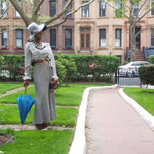 Load image into Gallery viewer, Online Vintage Shop, Vintage Clothing Boutique, Vintage, Women's Clothing, Seconhand, Distressed Vintage Designs, Sustainable Fashion