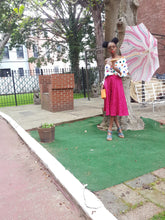 Load image into Gallery viewer, Online Vintage Shop, Vintage Clothing Boutique, Vintage, Women's Clothing, Seconhand, Distressed Vintage Designs, Sustainable Fashion