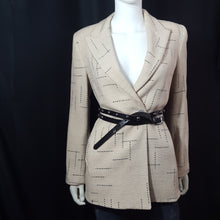 Load image into Gallery viewer, Online Vintage Shop, Vintage Clothing Boutique, Vintage, Women's Clothing, Seconhand, Distressed Vintage Designs, Sustainable Fashion