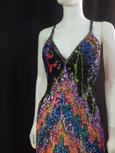 Load image into Gallery viewer, Online Vintage Shop, Vintage Clothing Boutique, Vintage, Women's Clothing, Seconhand, Distressed Vintage Designs, Sustainable Fashion